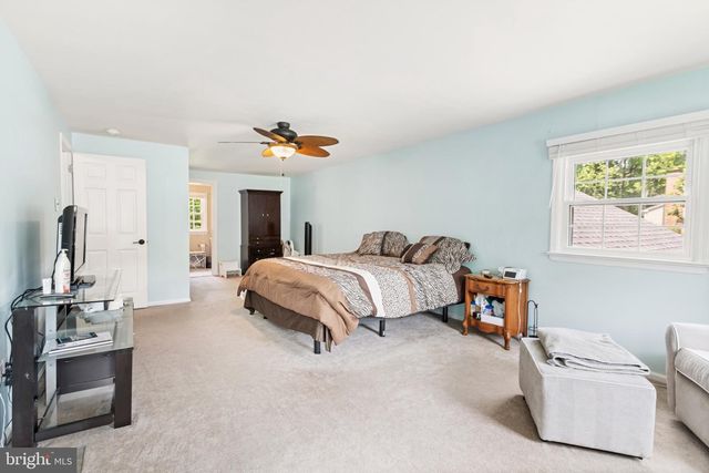 10 BAYAU TRL, Medford, NJ 08055