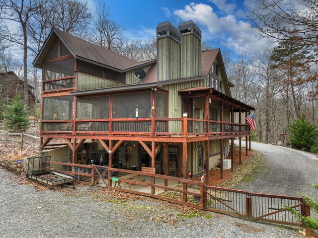 389 Toccoa Preserve Lane, Blue Ridge, GA 30513