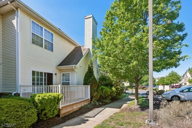 67 Forest Dr 67, Piscataway Twp., NJ 08854