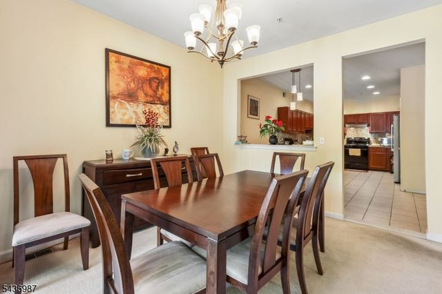 67 Forest Dr 67, Piscataway Twp., NJ 08854