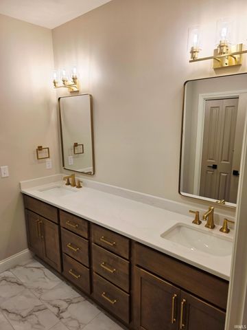 439 Westbriar Circle, Newburgh, IN 47630