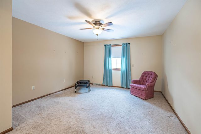 3655 BELLAIRE Drive, Erie, PA 16506