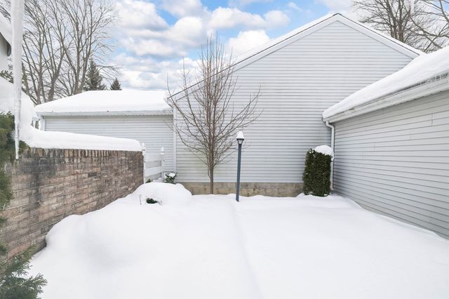 3655 BELLAIRE Drive, Erie, PA 16506