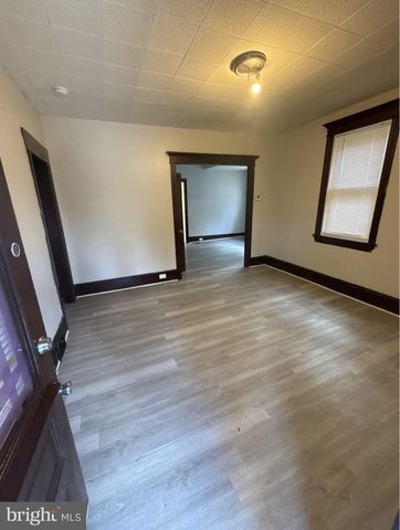 176 PARK AVE, Clementon, NJ 08021