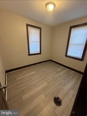 176 PARK AVE, Clementon, NJ 08021