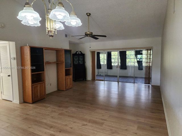171 N Moccasin Trl N, Jupiter, FL 33458