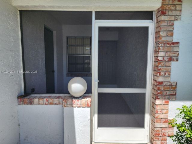 171 N Moccasin Trl N, Jupiter, FL 33458