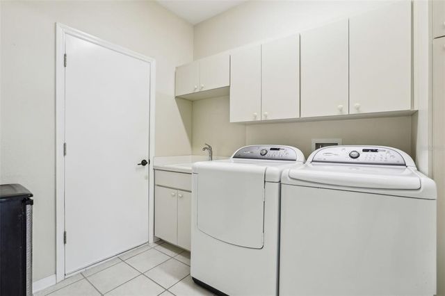 10211 QUAILS LANDING AVENUE, Tampa, FL 33647