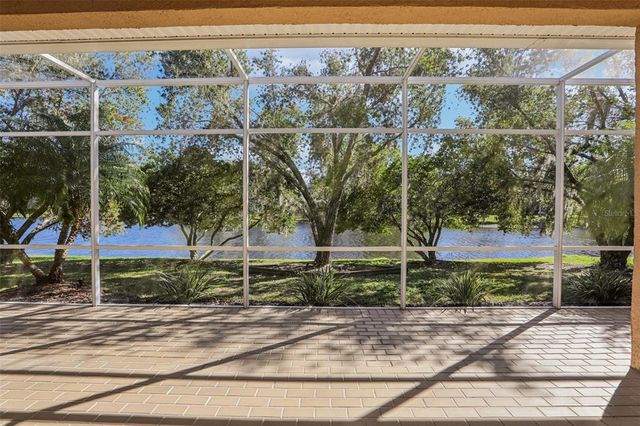 10211 QUAILS LANDING AVENUE, Tampa, FL 33647