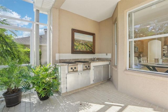 10211 QUAILS LANDING AVENUE, Tampa, FL 33647