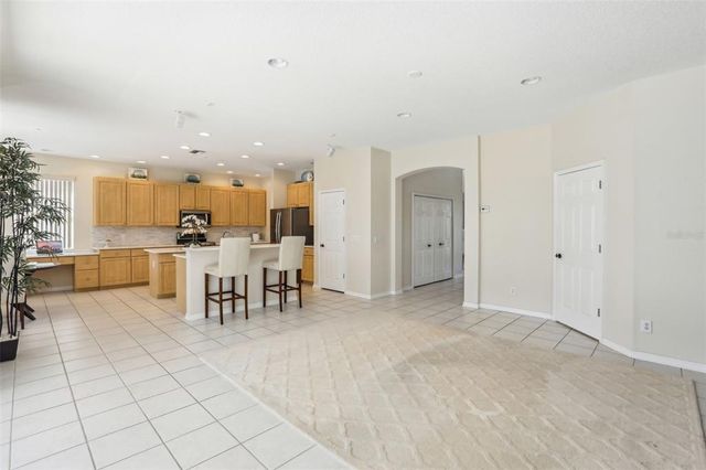 10211 QUAILS LANDING AVENUE, Tampa, FL 33647