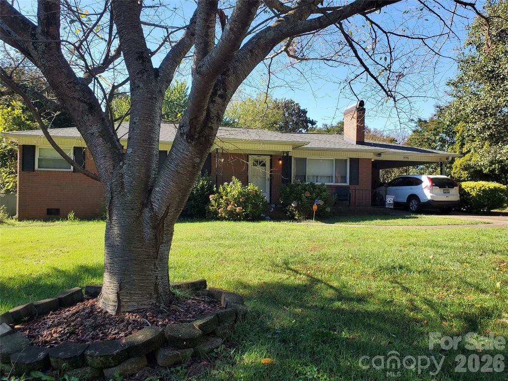 596 Georgia Avenue, Statesville, NC 28677