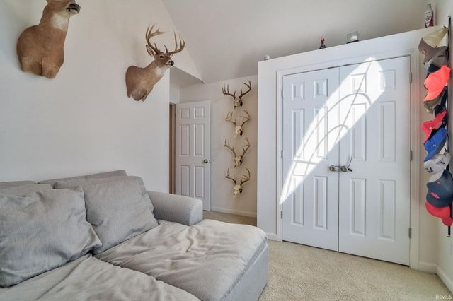 2807 Laura Lynn Lane, Newburgh, IN 47630