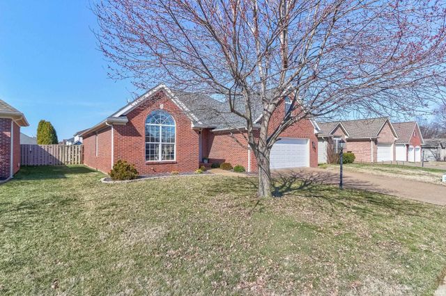 2807 Laura Lynn Lane, Newburgh, IN 47630