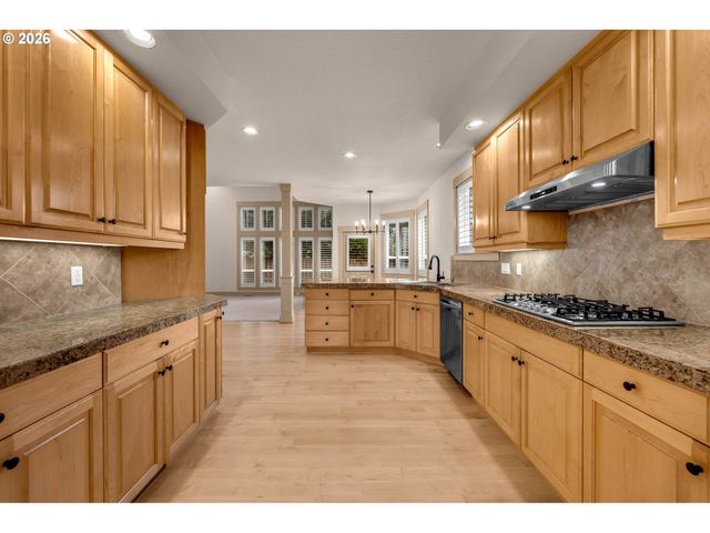 8405 Nw 17TH Ave, Vancouver, WA 98665