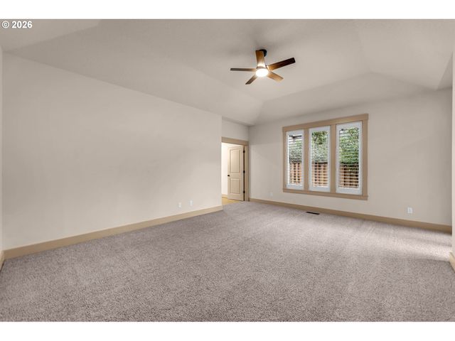 8405 Nw 17TH Ave, Vancouver, WA 98665