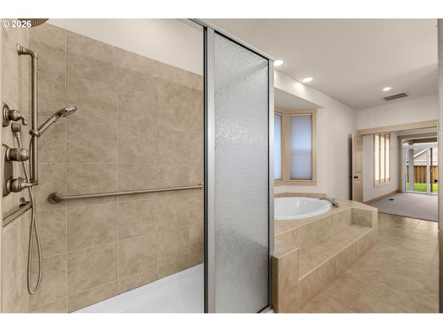 8405 Nw 17TH Ave, Vancouver, WA 98665