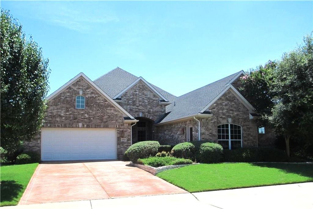 11913 Shalimar Way, Denton, TX 76207
