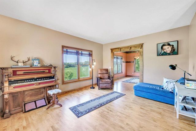 N4043 MORGAN DRIVE, Waupaca, WI 54981