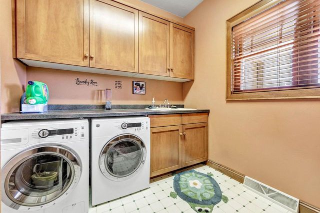 N4043 MORGAN DRIVE, Waupaca, WI 54981