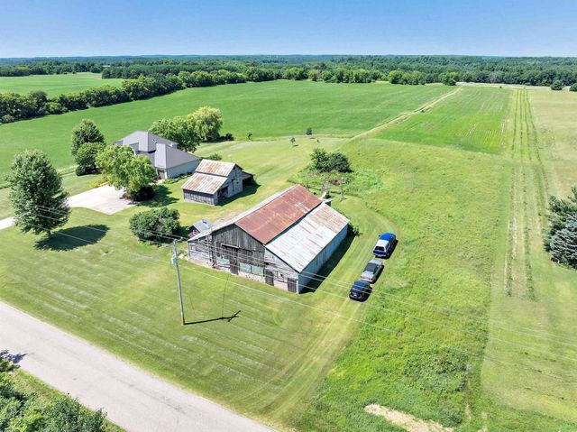 N4043 MORGAN DRIVE, Waupaca, WI 54981