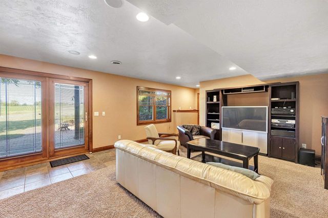 N4043 MORGAN DRIVE, Waupaca, WI 54981