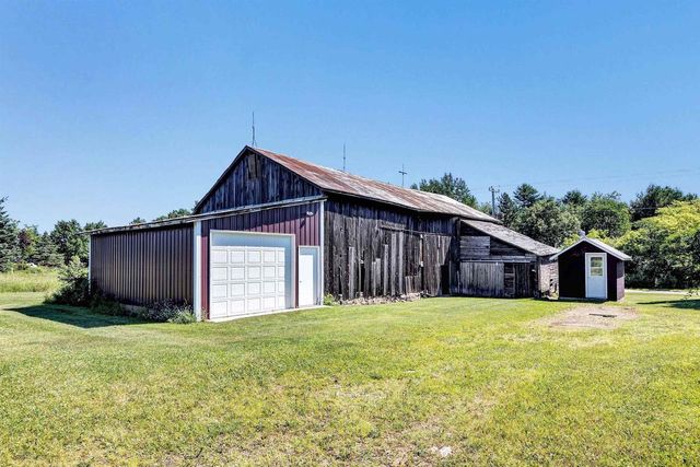 N4043 MORGAN DRIVE, Waupaca, WI 54981