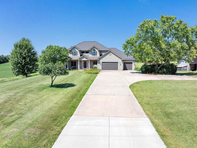 N4043 MORGAN DRIVE, Waupaca, WI 54981