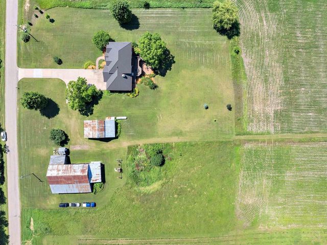 N4043 MORGAN DRIVE, Waupaca, WI 54981