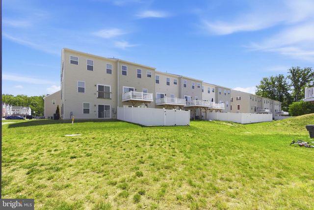 602 ROLLING VALLEY DR, Fredericksburg, VA 22405