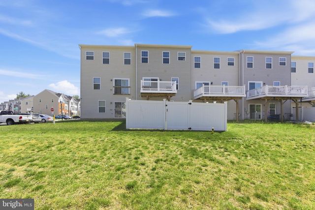 602 ROLLING VALLEY DR, Fredericksburg, VA 22405
