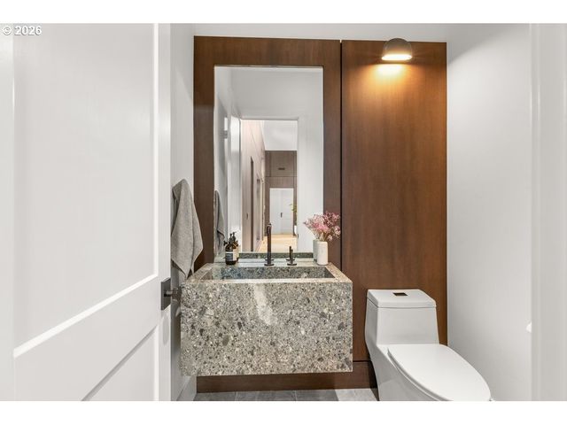 2201 S 19TH Way, Ridgefield, WA 98642