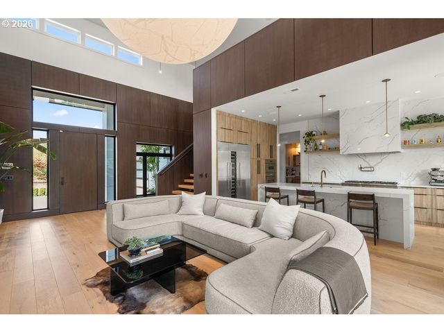 2201 S 19TH Way, Ridgefield, WA 98642