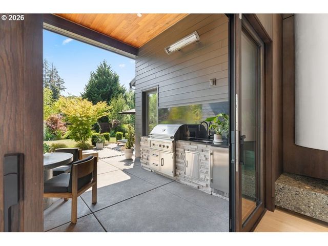 2201 S 19TH Way, Ridgefield, WA 98642