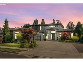 2201 S 19TH Way, Ridgefield, WA 98642