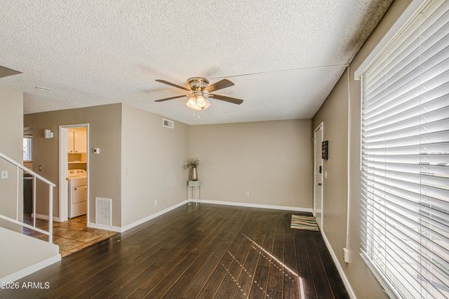 225 N STANDAGE -- 51, Mesa, AZ 85201