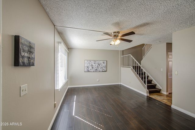 225 N STANDAGE -- 51, Mesa, AZ 85201