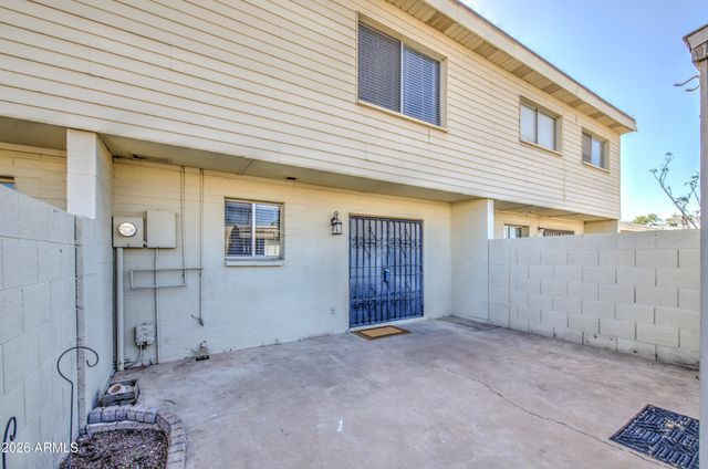 225 N STANDAGE -- 51, Mesa, AZ 85201