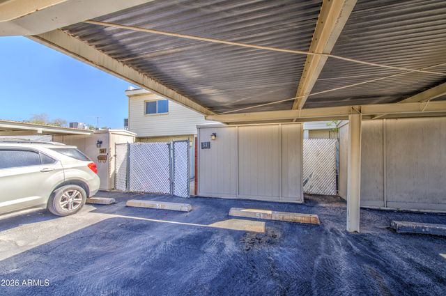 225 N STANDAGE -- 51, Mesa, AZ 85201