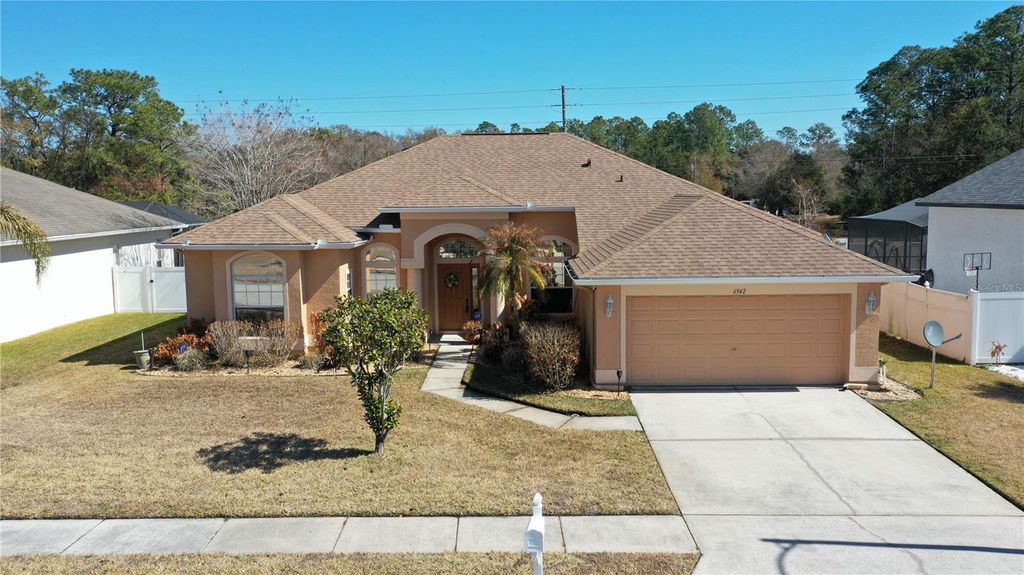 6942 ORVICTI COURT, Wesley Chapel, FL 33544