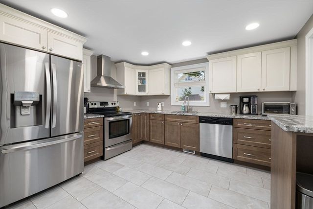 14 Sibley, Attleboro, MA 02703