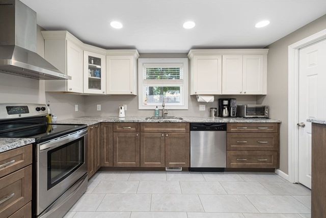 14 Sibley, Attleboro, MA 02703