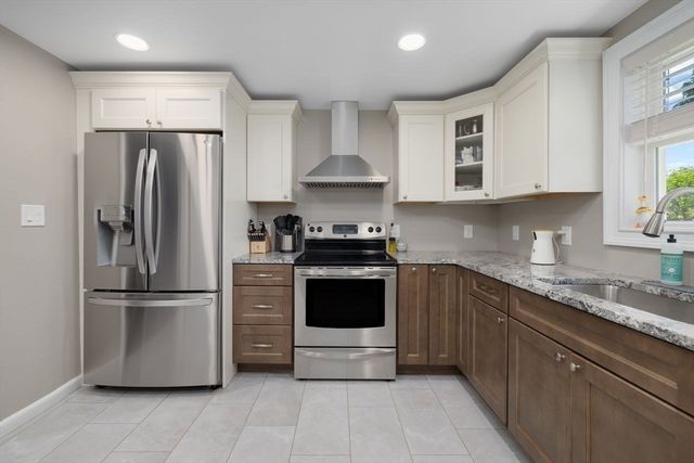 14 Sibley, Attleboro, MA 02703