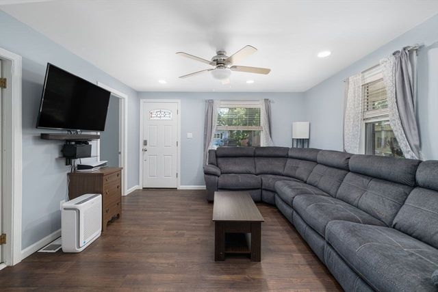 14 Sibley, Attleboro, MA 02703