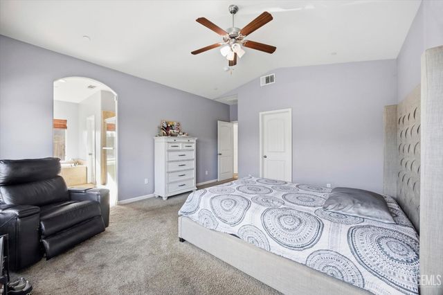 6405 Thorton Avenue, Bakersfield, CA 93313