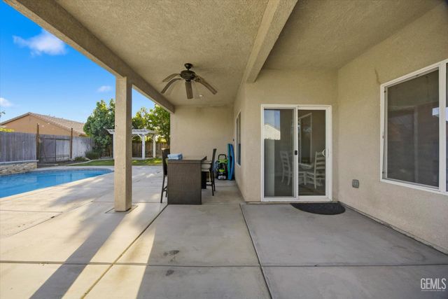 6405 Thorton Avenue, Bakersfield, CA 93313