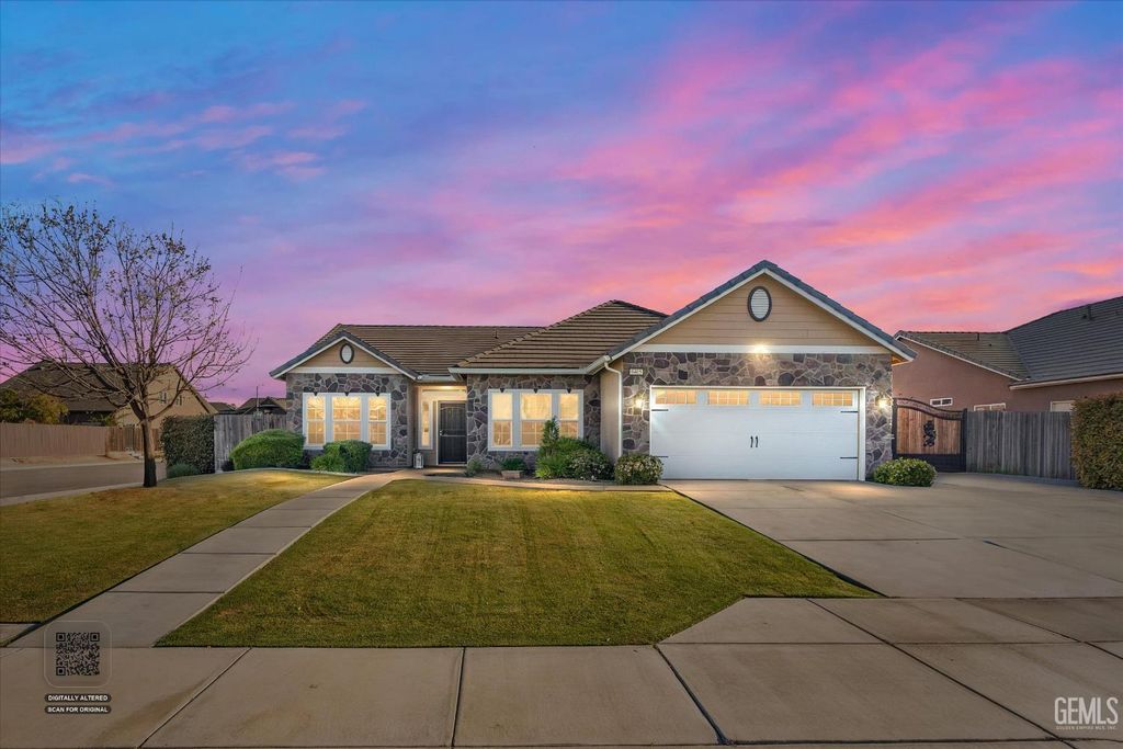 6405 Thorton Avenue, Bakersfield, CA 93313