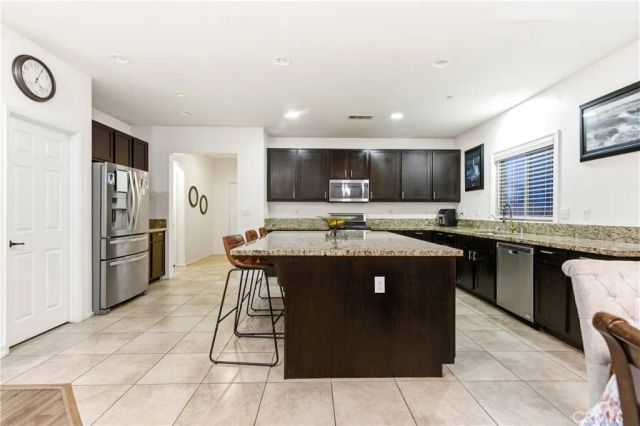 1449 Begonia way, Beaumont, CA 92223