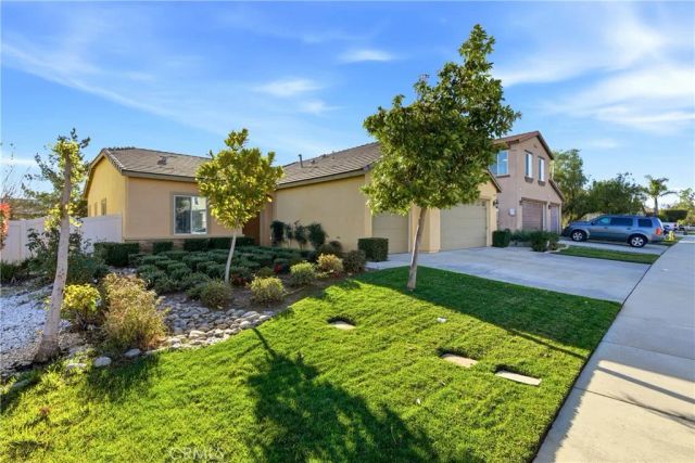 1449 Begonia way, Beaumont, CA 92223