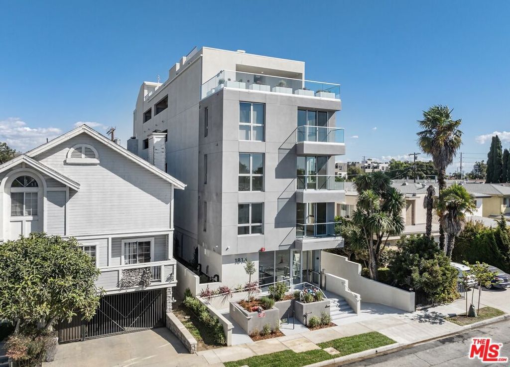 1814 Federal Avenue 503, Los Angeles, CA 90025